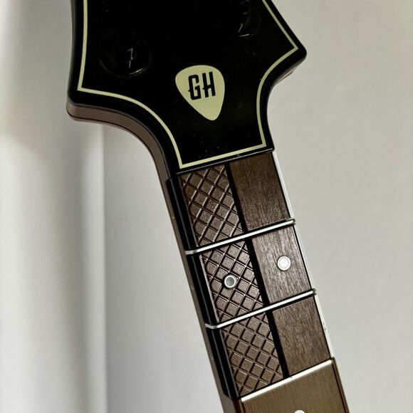 Guitar Hero Live Wireless Black Gold Guitar Style 0000654 For PS3 No Dongle - Picture 4 of 8